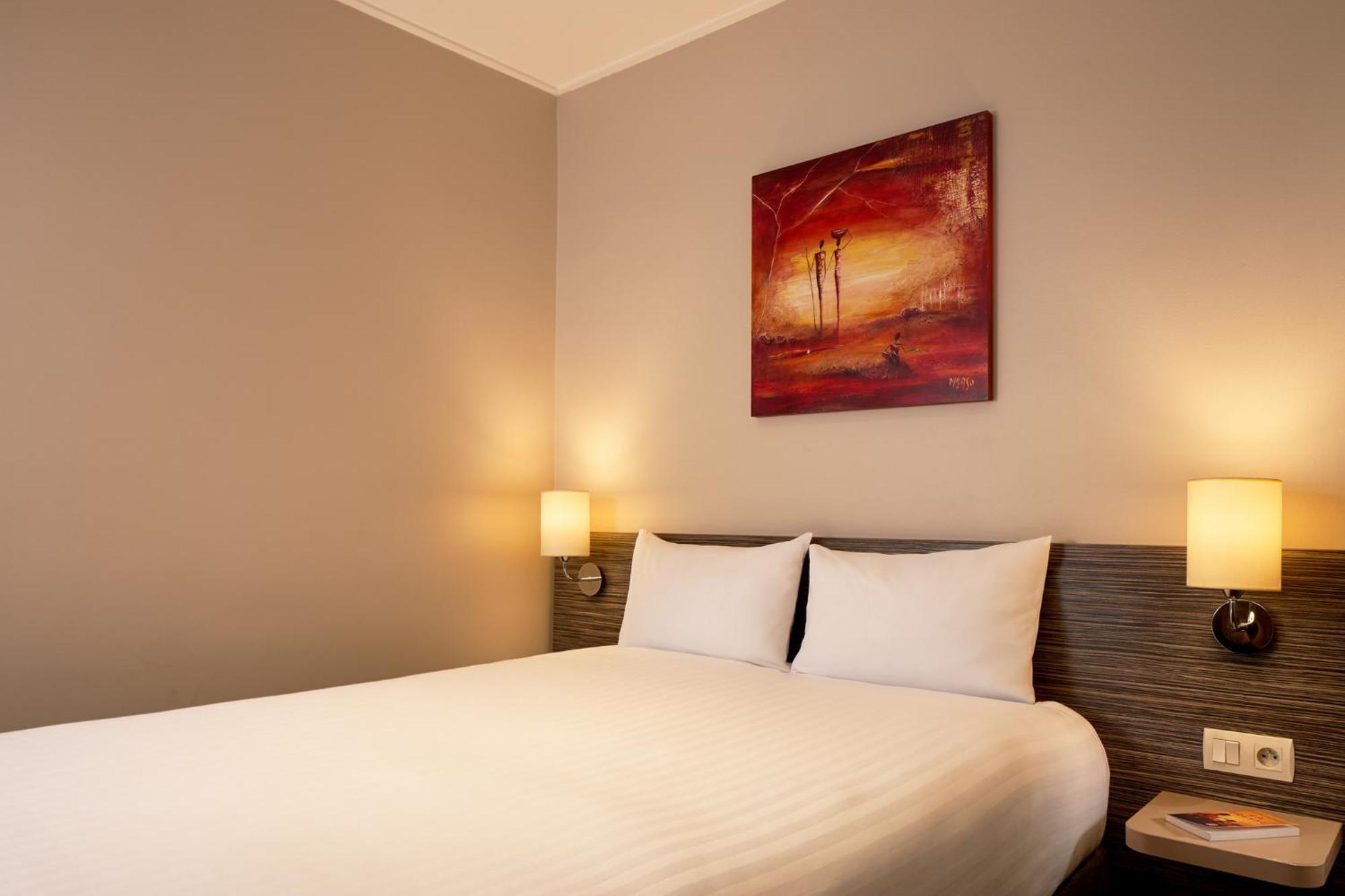 ทิมโฮเต็ล โอเดสซา มองต์ปาร์นาซ Hotel ปารีส ภายนอก รูปภาพ